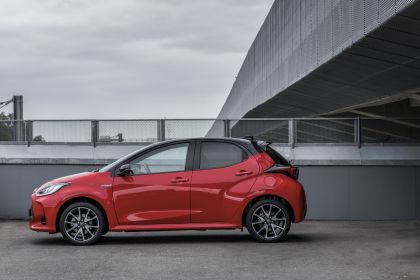 2020 Toyota Yaris hybrid 160