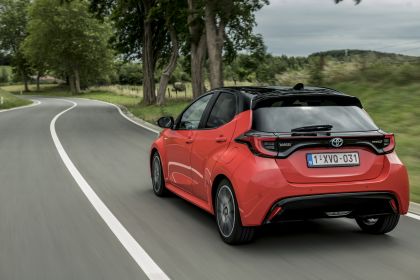 2020 Toyota Yaris hybrid 195