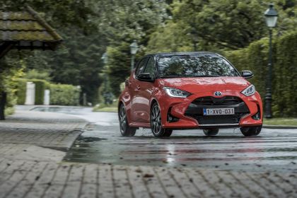 2020 Toyota Yaris hybrid 233