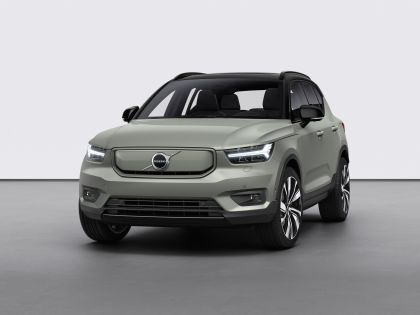 2020 Volvo XC40 Recharge 4