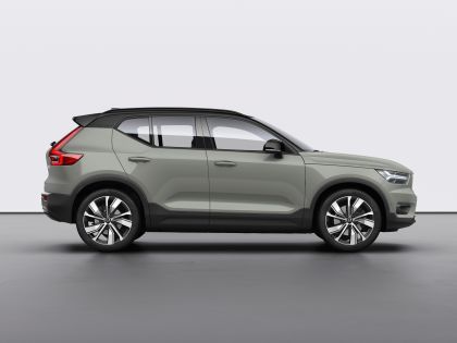 2020 Volvo XC40 Recharge 5