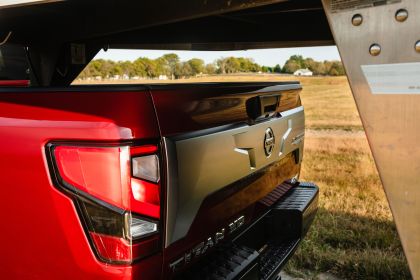 2020 Nissan Titan XD Platinum Reserve 18