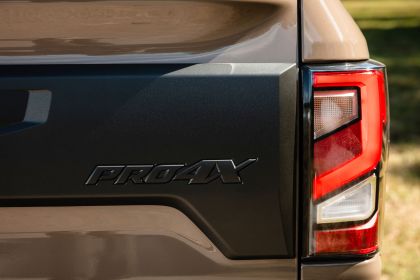 2020 Nissan Titan XD PRO-4X 17