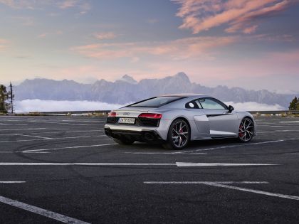 2020 Audi R8 V10 RWD coupé 13