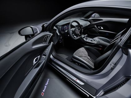 2020 Audi R8 V10 RWD coupé 30