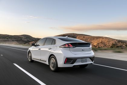 2020 Hyundai Ionic Electric - USA version 2