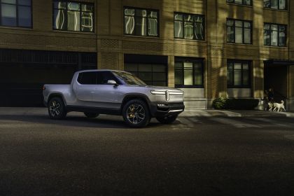 2019 Rivian R1T 8