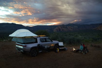 2019 Rivian R1T 34