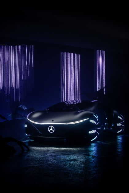 2020 Mercedes-Benz Vision AVTR 12