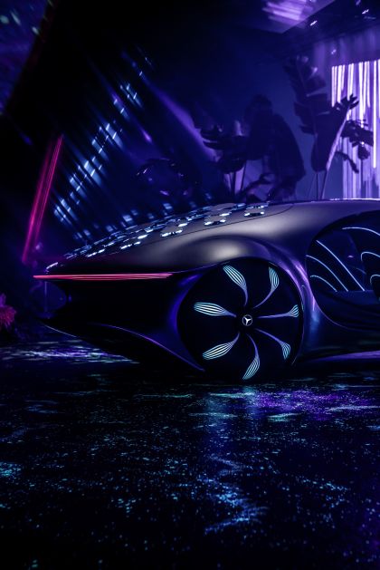 2020 Mercedes-Benz Vision AVTR 20