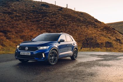 2020 Volkswagen T-Roc R - UK version 16