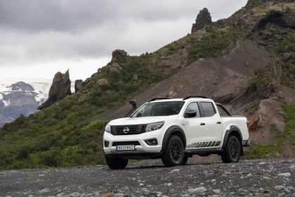 2020 Nissan Navara Off Roader AT32 1