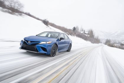 2021 Toyota Camry XSE AWD 2