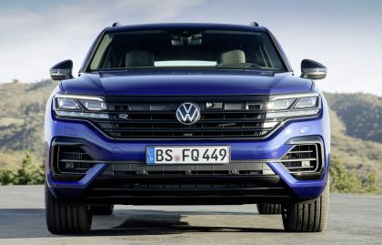 2020 Volkswagen Touareg R 7