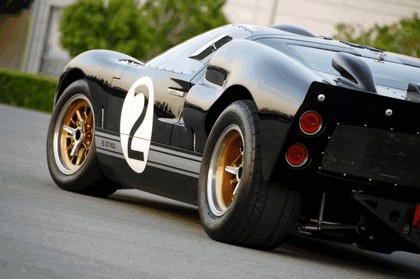 2008 Ford GT40 Shelby 85th commemorative 12
