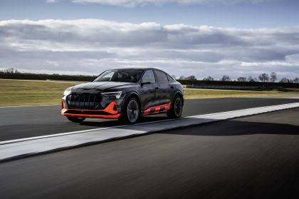 2020 Audi e-Tron Sportback S concept 16