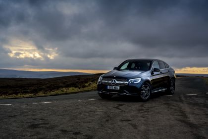 2020 Mercedes-Benz GLC 300 4Matic coupé - UK version 8