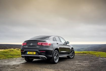 2020 Mercedes-Benz GLC 300 4Matic coupé - UK version 21