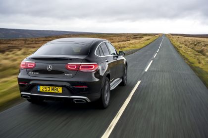 2020 Mercedes-Benz GLC 300 4Matic coupé - UK version 37