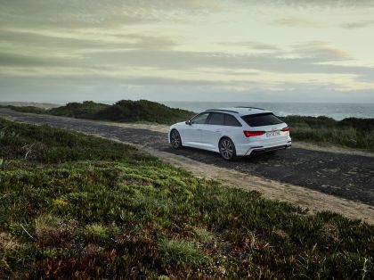 2020 Audi A6 Avant 55 TFSI e quattro 9