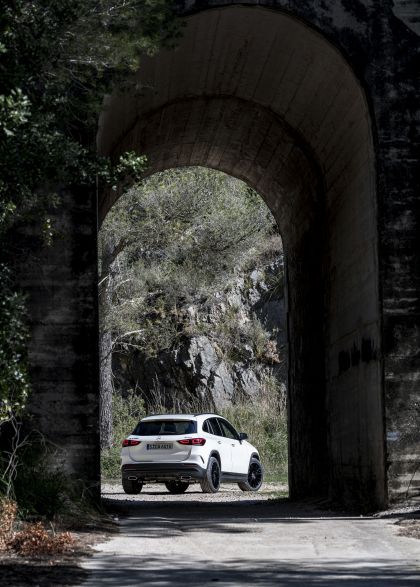 2020 Mercedes-Benz GLA 250 4Matic 15