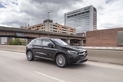 2021 Mercedes-Benz GLA 250 4Matic - USA version 18