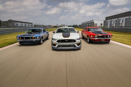 2021 Ford Mustang Mach 1 13