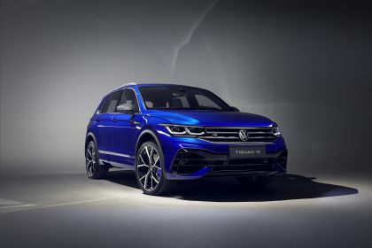 2021 Volkswagen Tiguan R 2