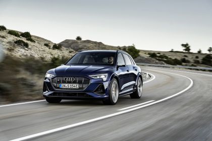 2021 Audi e-tron S 3