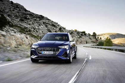2021 Audi e-tron S 14