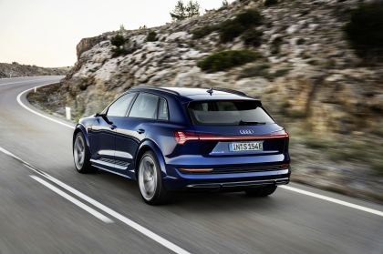 2021 Audi e-tron S 16