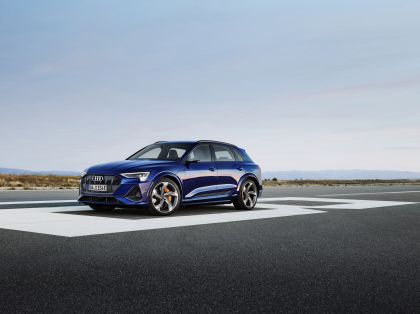 2021 Audi e-tron S 24