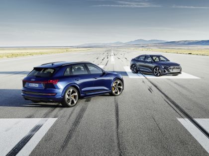 2021 Audi e-tron S 32