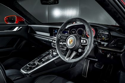 2020 Porsche 911 ( 992 ) Turbo S - UK version 35