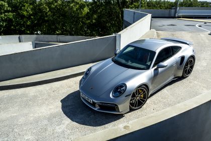 2020 Porsche 911 ( 992 ) Turbo S - UK version 61