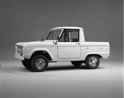 1966 Ford Bronco pickup 22