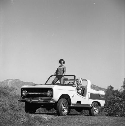 1966 Ford Bronco Dunes Duster concept 30