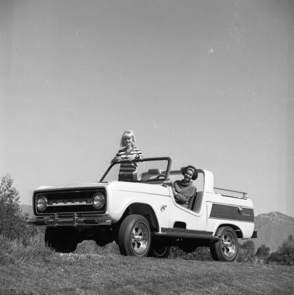 1966 Ford Bronco Dunes Duster concept 32