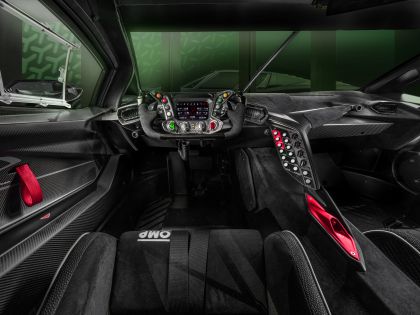 2021 Lamborghini Essenza SCV12 18