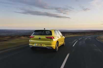 2020 Volkswagen Golf ( VIII ) Style - UK version 24