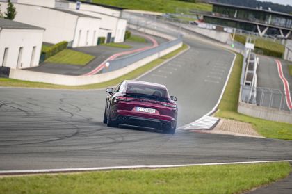 2021 Porsche Panamera Turbo S 26