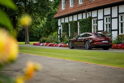 2021 Porsche Panamera Turbo S 35