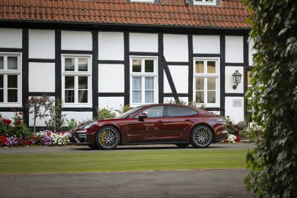 2021 Porsche Panamera Turbo S 37