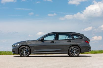 2021 BMW 330e ( G21 ) Touring 15