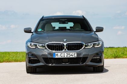 2021 BMW 330e ( G21 ) Touring 16