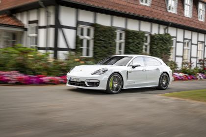 2021 Porsche Panamera 4S E-Hybrid Sport Turismo 12