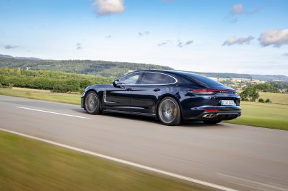 2021 Porsche Panamera Turbo S Executive 12