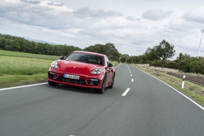 2021 Porsche Panamera GTS 21