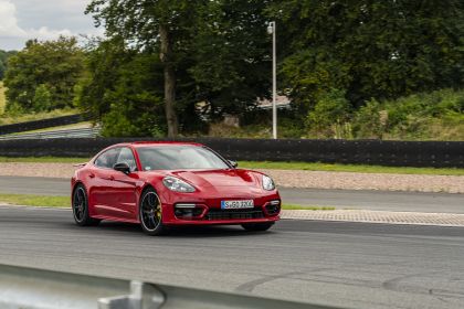 2021 Porsche Panamera GTS 29