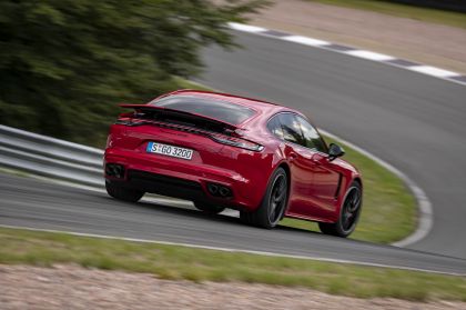 2021 Porsche Panamera GTS 43